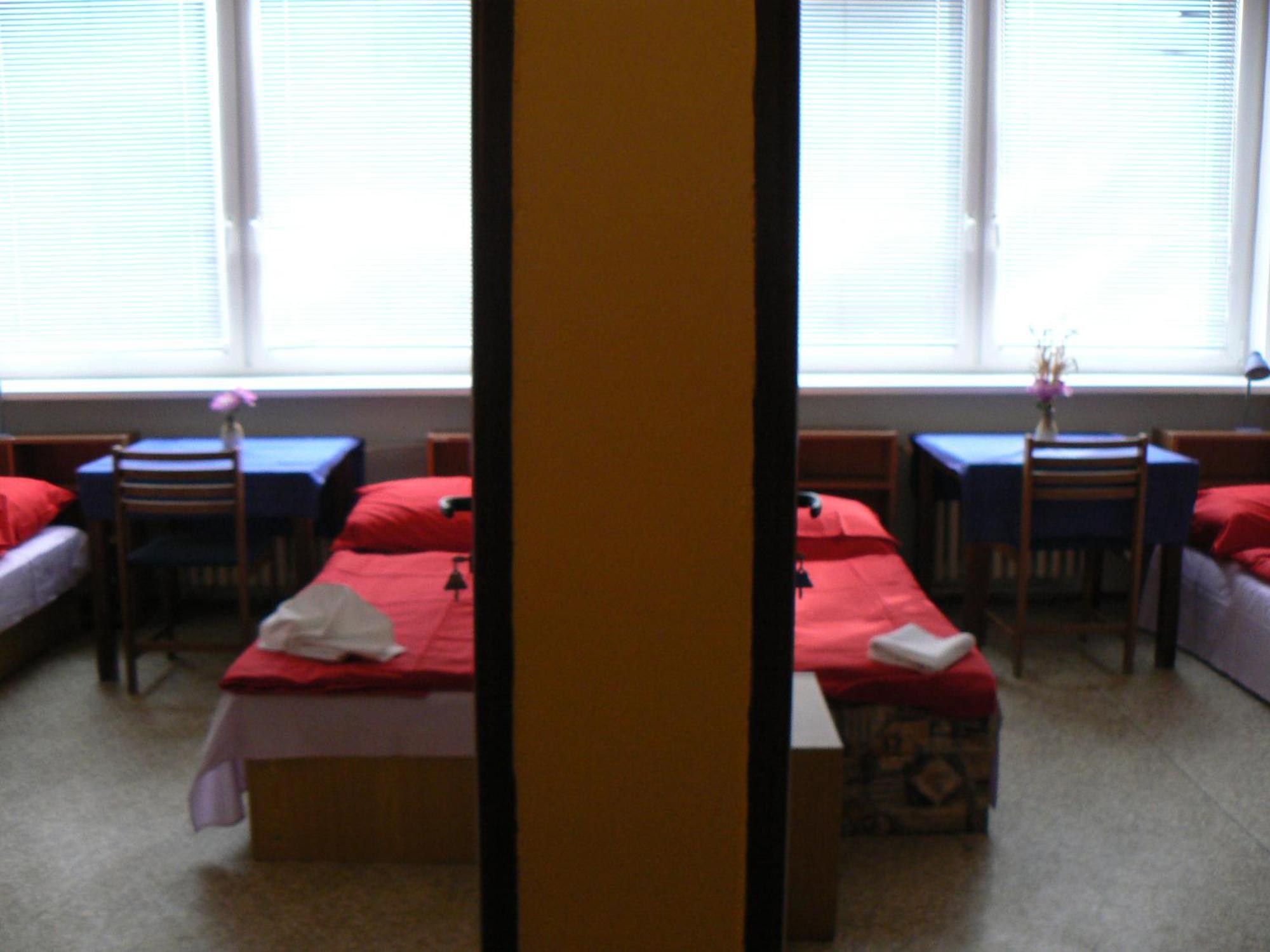 Hostel Modra Prag Dış mekan fotoğraf